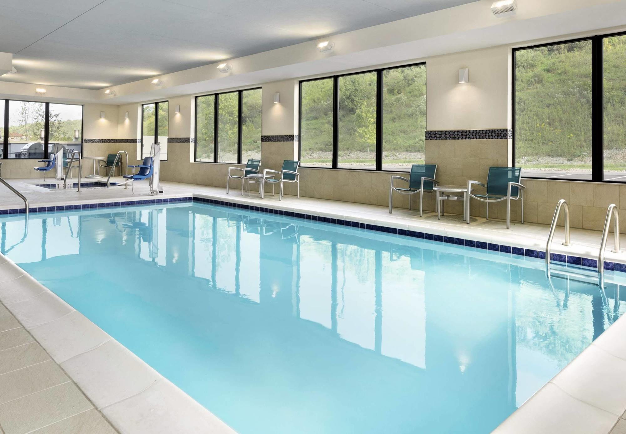 Towneplace Suites By Marriott Pittsburgh Airport/Robinson Township Exterior foto